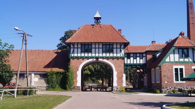   Jak nad Bałtykiem, tylko spokojniej. Te warmińsko-mazurskie wsie leżą nad Zalewem Wiślanym