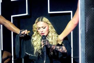 Madonna pozwana do sądu przez dwóch fanów. Przez nią nie mogli się wyspać