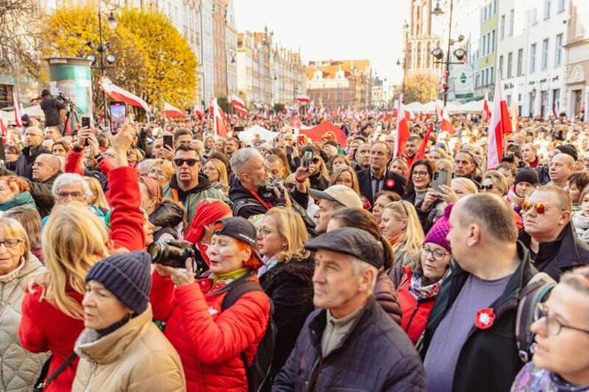 Kilka tysięcy uczestników przeszło ulicami miast. Trójmiejskie obchody Święta Niepodległości 