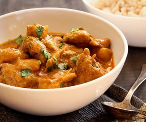 Kurczak po malajsku. Dodaj kokosowy ryż i kulinarna podróż do smaków Azji gwarantowana 