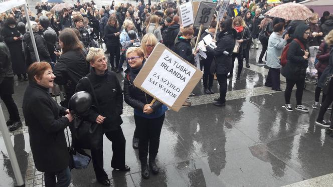 Czarny protest w Katowicach