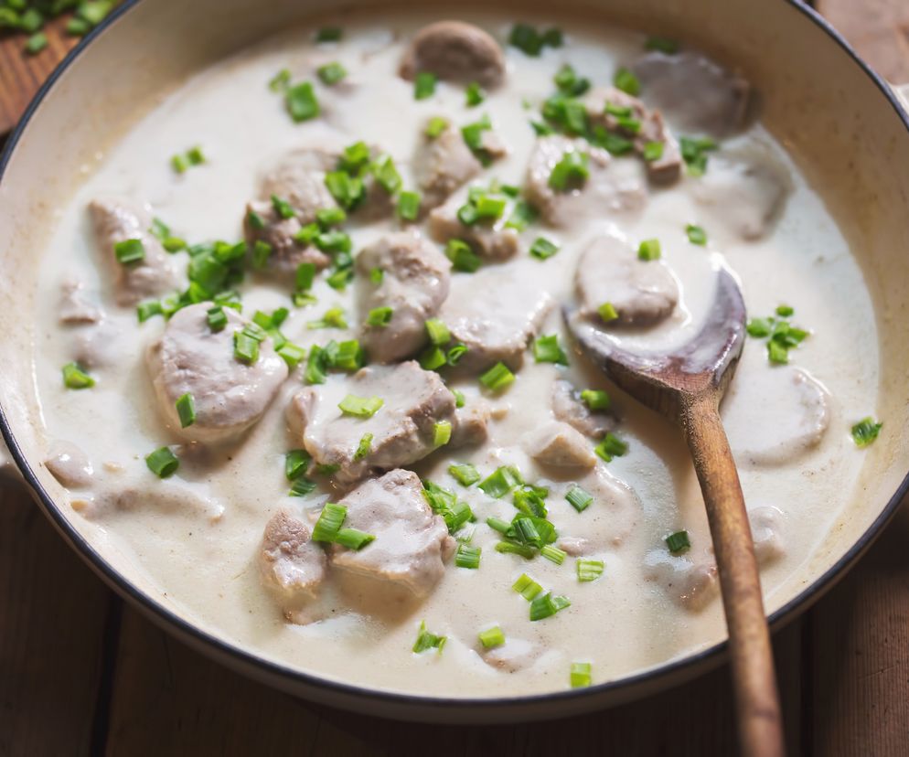 Polędwiczki wieprzowe w sosie chrzanowym na obiad w 15 minut