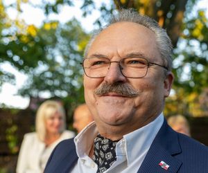 Marek Jakubiak ma liczną rodzinę. „Czwórka dzieci i dwóch zięciów”