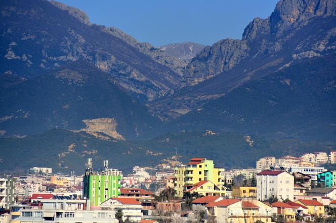 Albania to nowy wakacyjny kierunek z lotniska w Szymanach