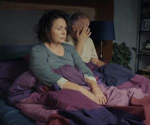 M jak miłość, odcinek 1851. Marysia (Małgorzata Pieńkowska), Artur (Robert Moskwa)