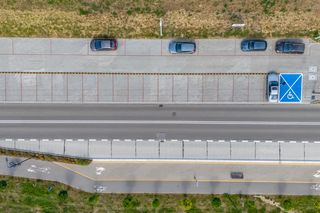 Nowy parking przy stacji kolejowej w Zielonce