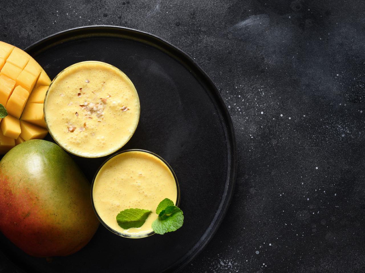 Smoothie - jaglane mango lassi