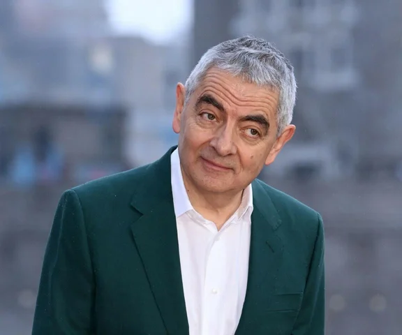 Rowan Atkinson to nie tylko “Jaś Fasola”! Oto siedem ról komika, które trzeba znać!