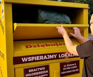 Zrób porządki w szafie i przekaż używane ubrania potrzebującym [AUDIO]