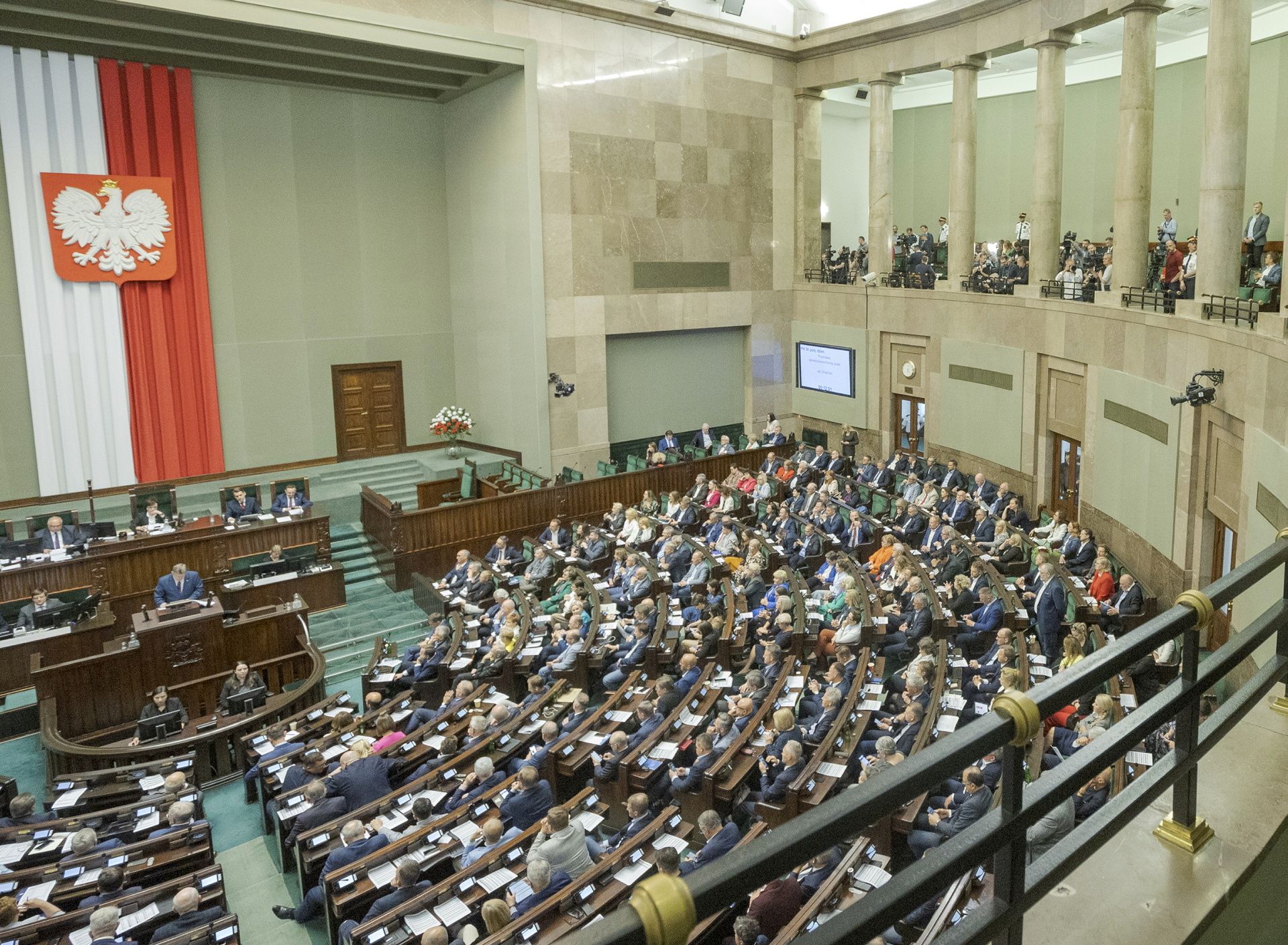 Polacy dali wyraźny sygnał rządowi. Nie jest dobrze