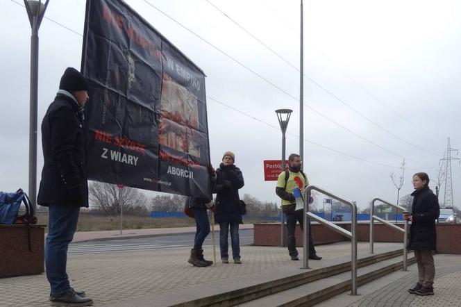 Plakaty antyaborcyjne znikną z Poznania? Pracujemy nad tym