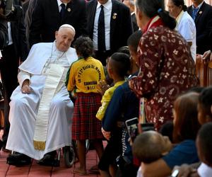 Tak kochają papieża Franciszka. Całe miasto opustoszało, wszyscy idą na mszę. Może być niemal milion osób!