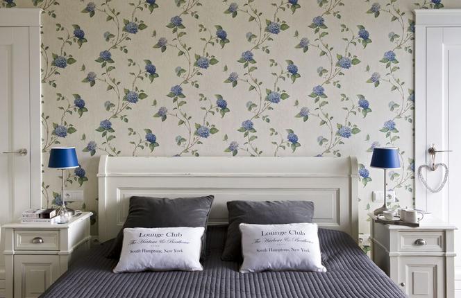 Sypialnia w stylu francuskim z prowansalskimi detalami