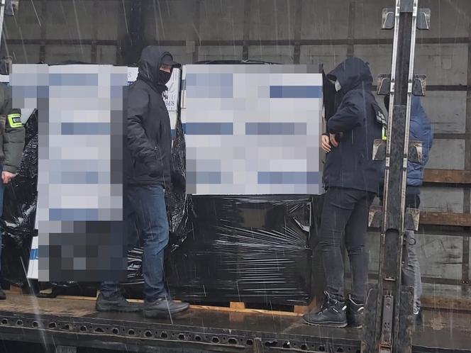 Tanich papierosów już nie kupisz. Zgarnęło je CBŚP