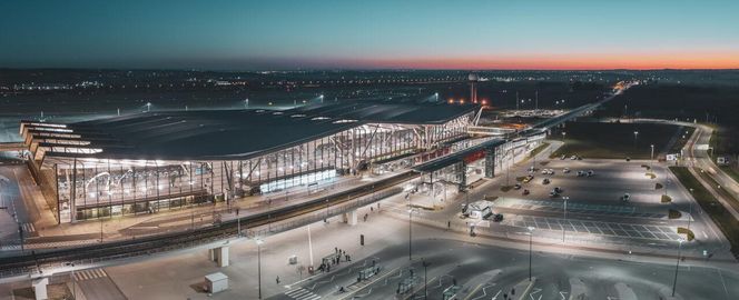 Port Lotniczy Gdańsk będzie miał nowoczesną instalację fotowoltaiczną nad parkingiem na 900 miejsc