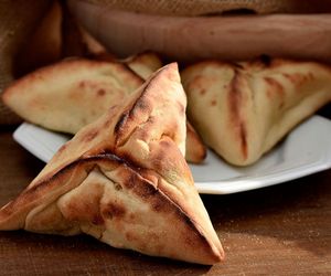 Paszteciki piwowarów. Pyszna i prosta przekąska na ciepło nie tylko na sylwestra