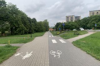 Schody dzielą ścieżkę rowerową. W internecie pojawiła się dyskusja na temat lubelskiej infrastruktury 