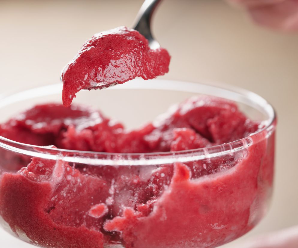 Łącz prebiotyki z tymi owocami. Wątroba ci za to podziękuję