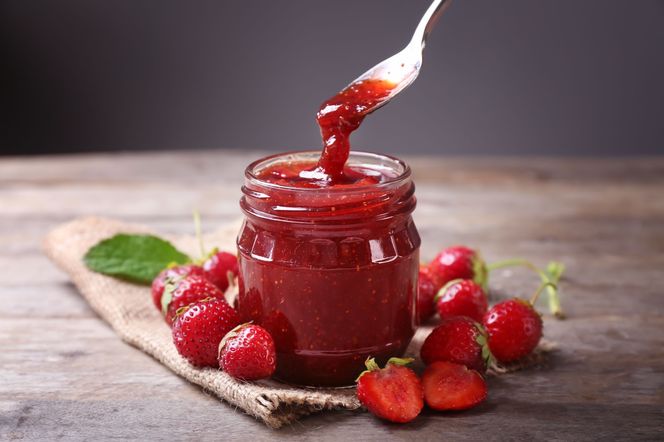 Dżem z truskawek z żelfixem – zero stresu, maksimum smaku