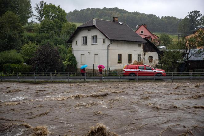 Czechy. Na niektórych rzekach „stopień ekstremalnej powodzi”