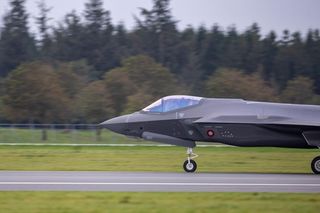 Dania zakupi 16 dodatkowych F-35