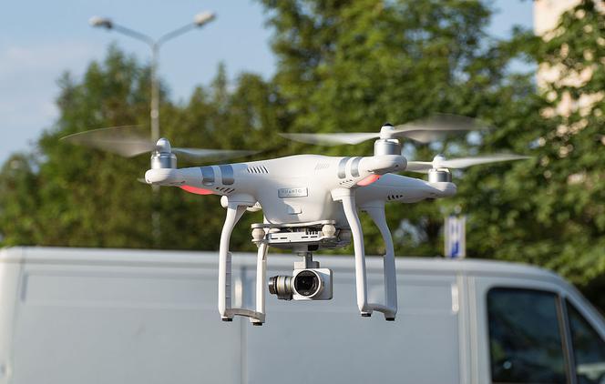 Drony będą kontrolować powietrze w Nowym Targu. A do smrodzących wyślą urzędników z kontrolami