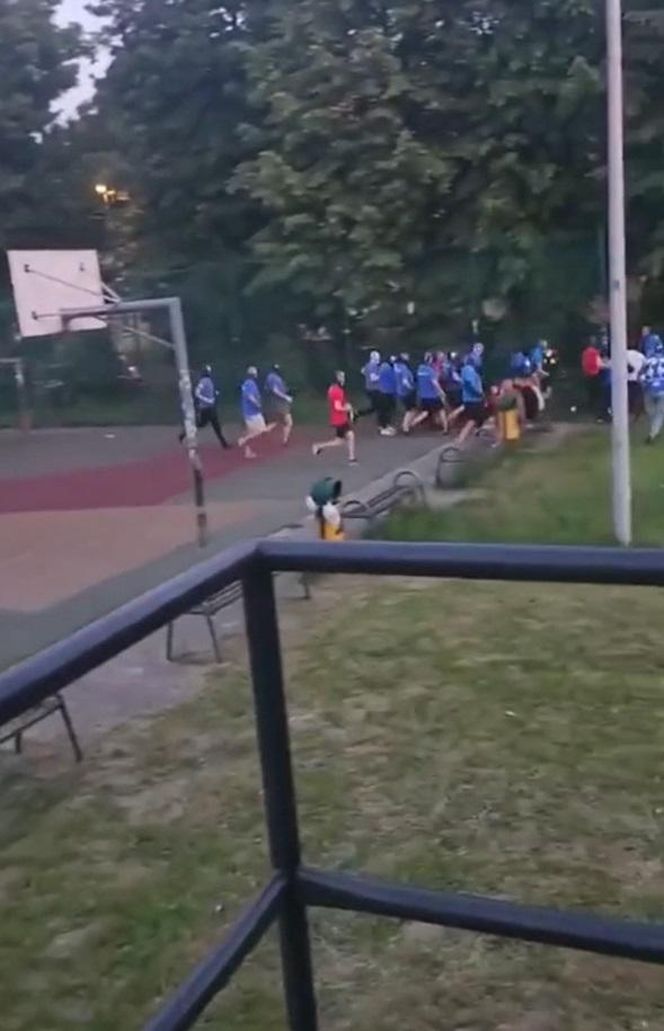 Akcja pseudokibiców w Jaworznie