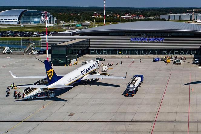 Tanie loty wracają do Jasionki k. Rzeszowa! Ryanair wznawia loty na 6 trasach