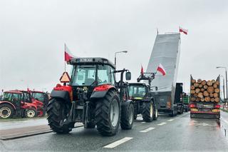 Rolnicze protesty w powiecie aleksandrowskim. Są utrudnienia w ruchu
