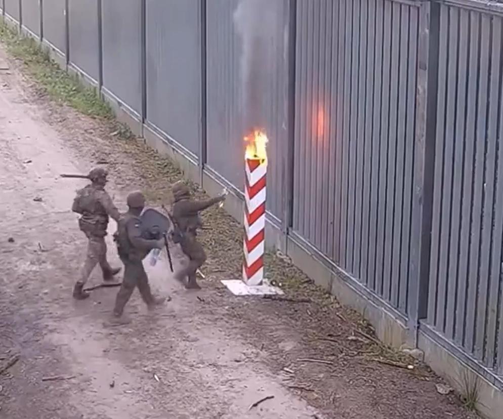 Migranci podpalili polski znak graniczny. To nie pierwszy raz