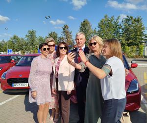 Siedlecki WORD wymienił starą flotę pojazdów egzaminacyjnych na nowe samochody marki Suzuki Swift