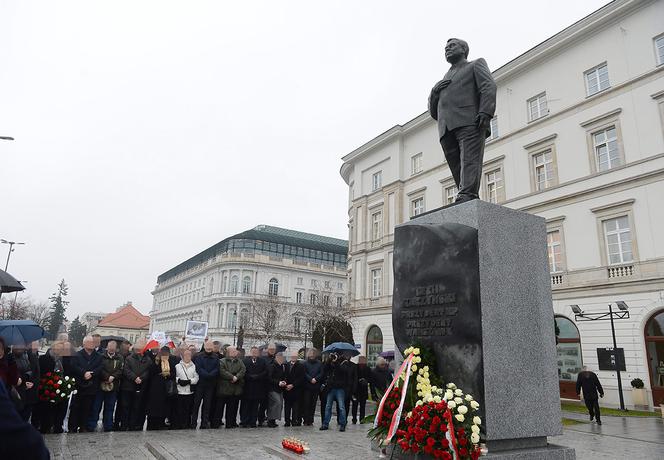 Kaczyński modlił się za brata