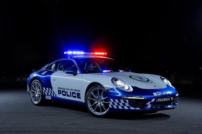 Porsche 911 Carrera jako radiowóz policji w Australii