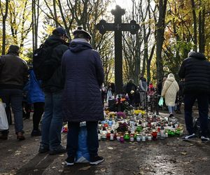 Cmentarze w Polsce 1 listopada