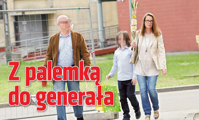 Z palemką do generała