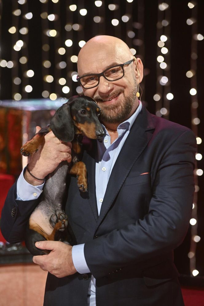 Jego głos znają wszyscy widzowie "Tańca z gwiazdami". Tak wygląda słynny lektor
