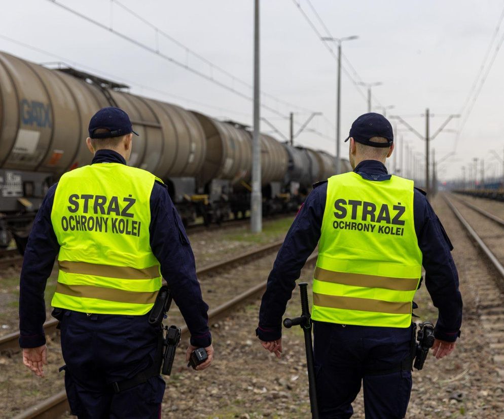 Dramat na torach w Lublinie. Pociąg towarowy potracił człowieka. Funkcjonariusze SOK opatrzyli ciężko rannego mężczyznę