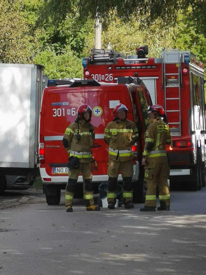ABW w akcji. Znaleziono broń i materiały wybuchowe. Trwa ewakuacja