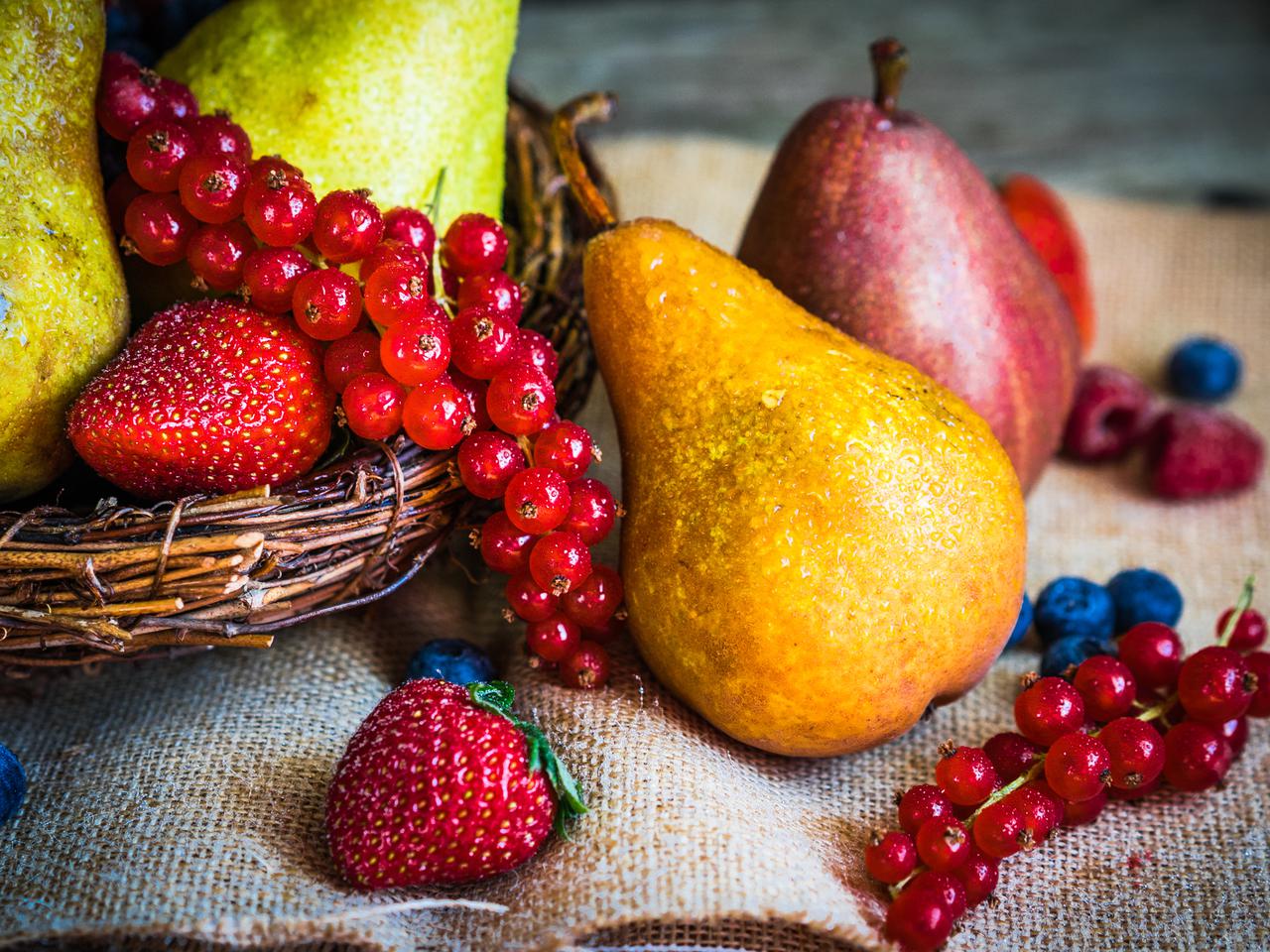 Dżem gruszkowo-porzeczkowy: idealny także do mięsa