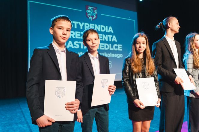 Blisko 700 najzdolniejszych siedleckich uczniów z nagrodami za dokonania w nauce!