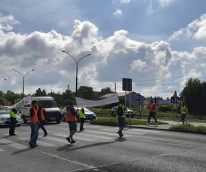 Protesty kolejarzy w Dąbrowie Górniczej. Są utrudnienia