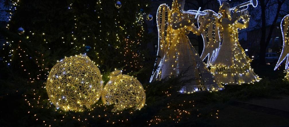  Polska stolica wikliny rozbłysła na Święta Bożego Narodzenia [ZDJĘCIA]