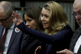 Żony Wąsika i Kamińskiego w Sejmie! 