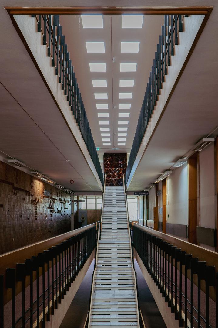 Dom Technika w Gdańsku - zdjęcia. Skrywa piękne wnętrza