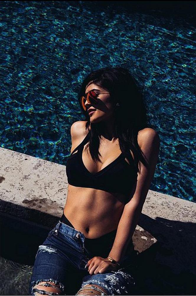 Kylie Jenner w bikini