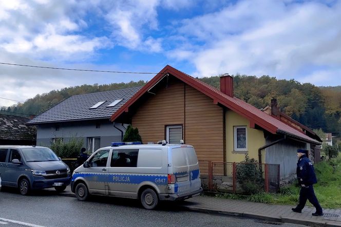 Rodzinna tragedia w Barcicach. Trzy osoby nie żyją. 25-latek zatrzymany