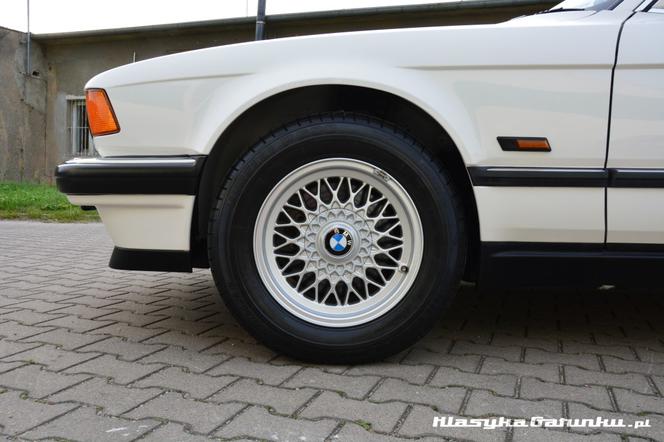 Fabrycznie nowe BMW serii 7 z 1992 roku