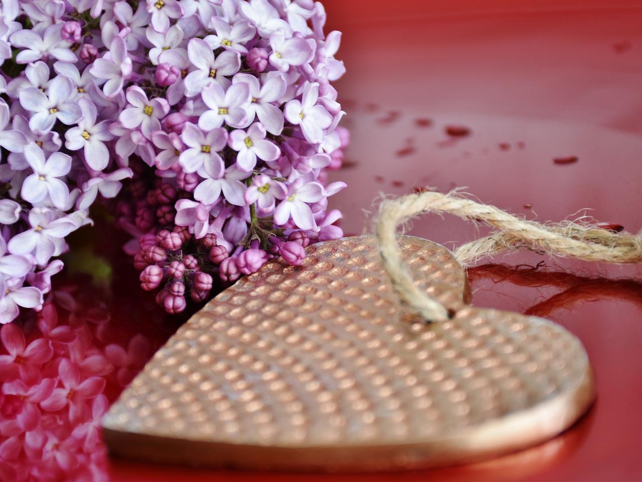 Prezenty na Dzień Matki. Jaki upominek kupić mamie z okazji jej święta?