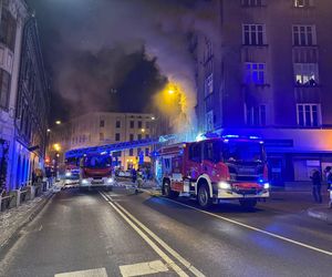 Groźny pożar w Bielsku-Białej. Sześć osób trafiło do szpitala, w tym troje dzieci