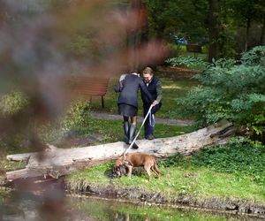 Jacek Ozdoba odpoczywa z żoną po ślubie